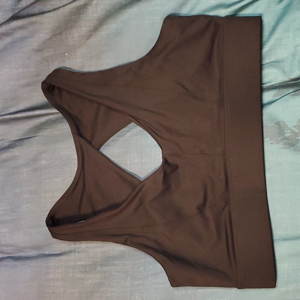 Black sports bra size XL
